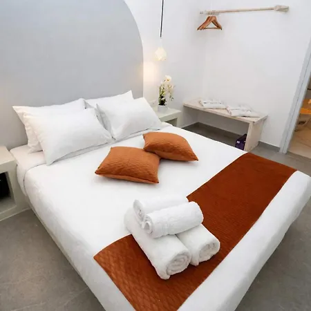 Iliana's Getaway - Private With Jacuzzi Apartmán *